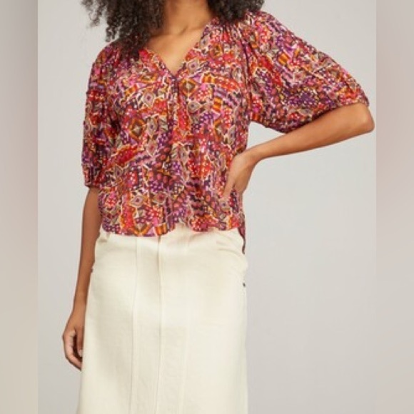 Xirena Lucia Top Size Large Kaleidoscope Ruffle Peasant Split Neck Colorful NWT